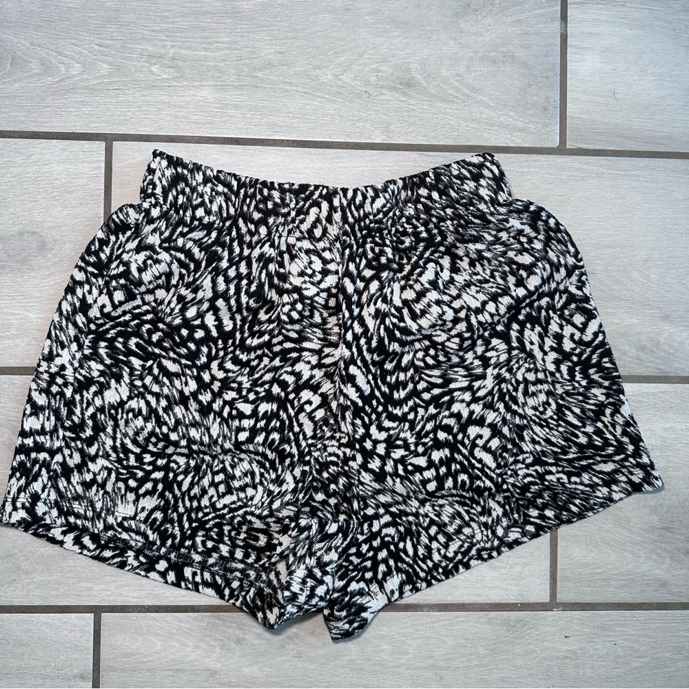 Women’s Patterned shorts